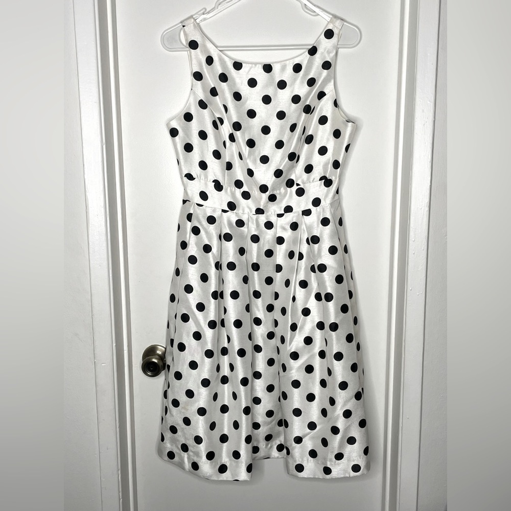 ⭐️Jessica Howard polka dot dress